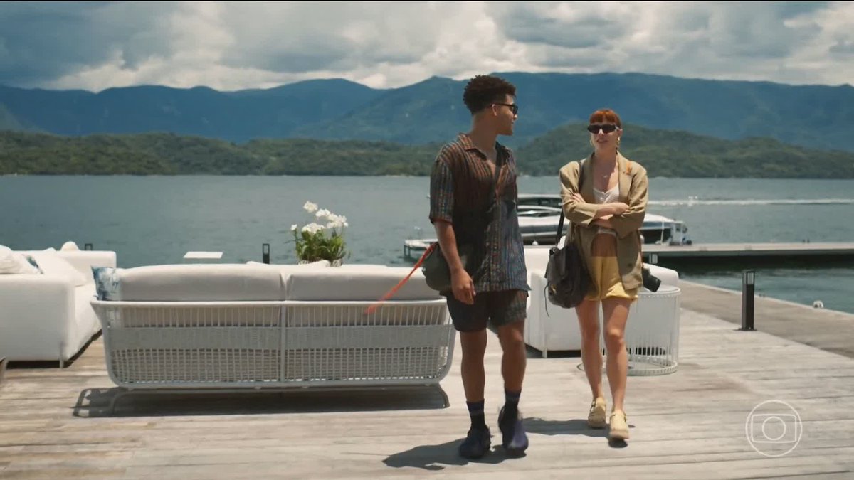 Solange e Sardinha chegando na ilha de Caras. #Valetudo