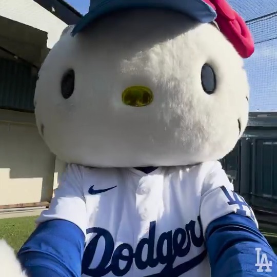 It's Hello Kitty Night at Dodger Stadium and Hello Kitty is in the air. 😍