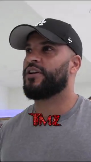 British actor #RickyWhittle reacts to #LorneMichaels launching #SNL UK next fall 😱 The cast of #TMZonTV discuss!
