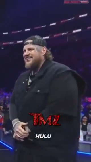 #JellyRoll opened up about his weight loss journey 💪 The cast of #TMZonTV react!