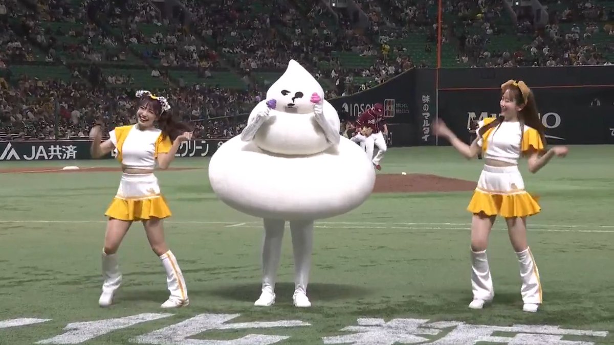 ハニーズ×うんこミュージアムのマスコットキャラクター #ウンベルト が一緒にわんわんダンス🐶 #sbhawks #うんこミュージアム 👇ライブ配信はこちら