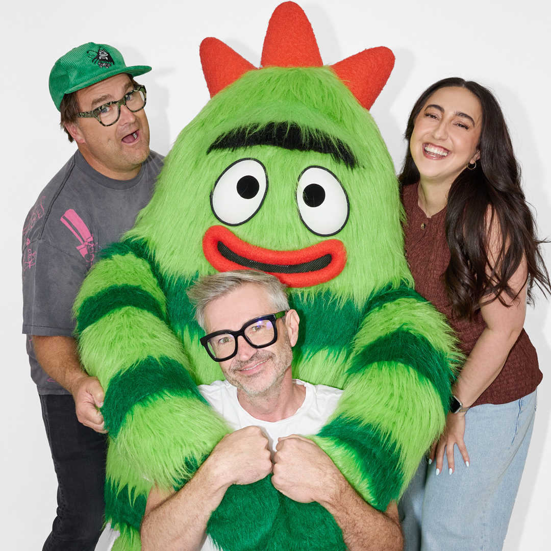 .Yo Gabba Gabba! is on the festival circuit. Brobee and creators Christian Jacobs and Scott Schultz stopped by The Global Chart Show with Brooke Reese. Listen now on Apple Music and watch every episode of Yo Gabba GabbaLand! on Apple TV.