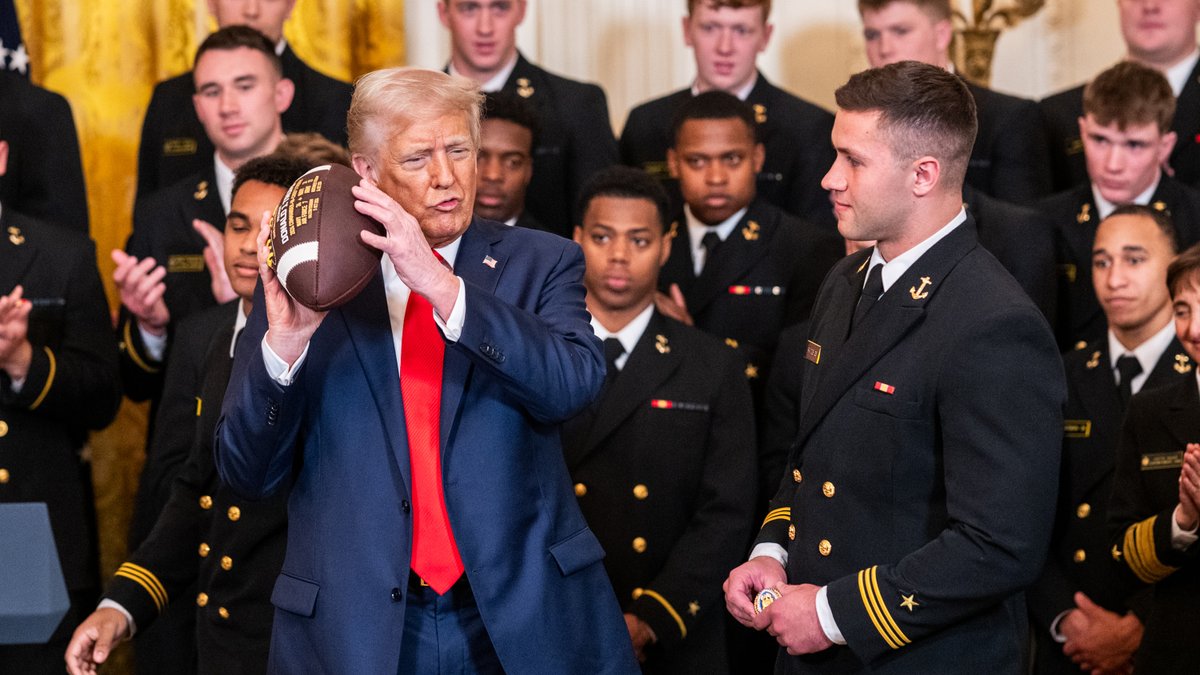 "It's a great honor to officially present the Commander-in-Chief's Trophy to the 2024 Navy Midshipmen football team. With the win, this trophy, you secure your spot as one of the greatest teams in Navy football history." –President Donald J. Trump 🇺🇸 U.S. Navy Navy Football