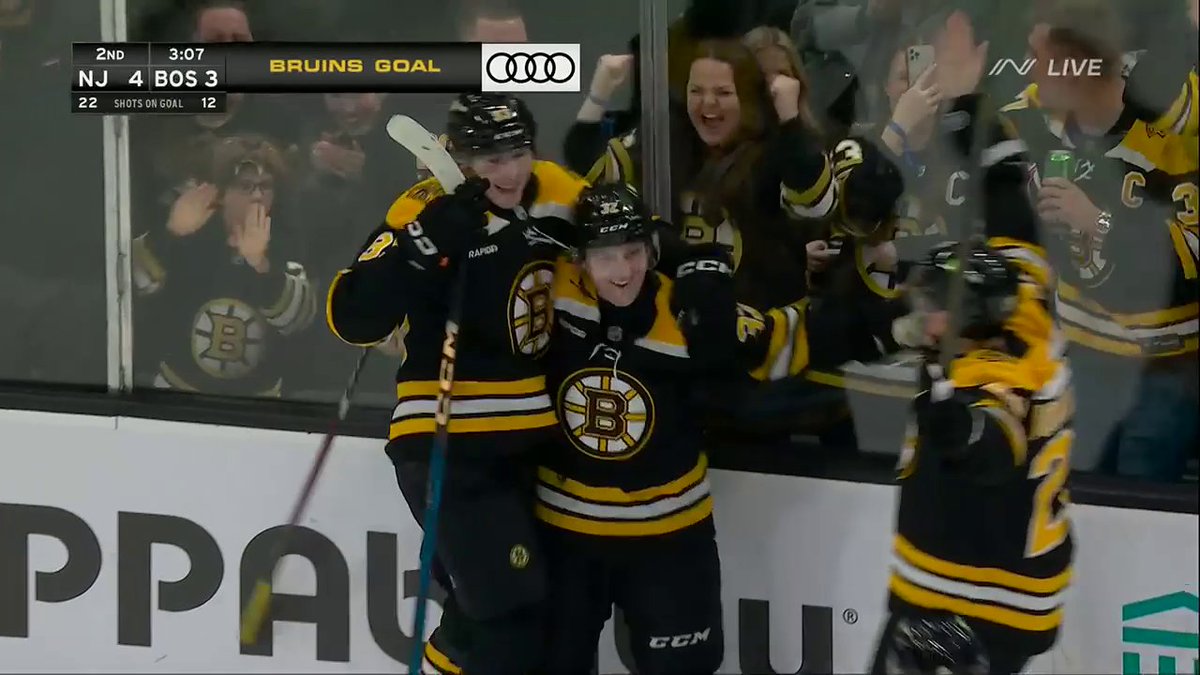 FIRST NHL GAME, FIRST NHL GOAL! 🚨 Welcome to the League, John Farinacci!
