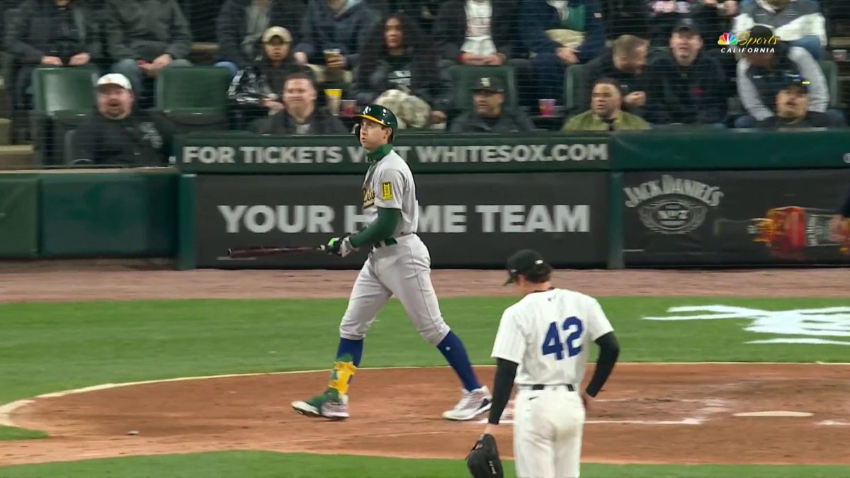 The bat flip 😩