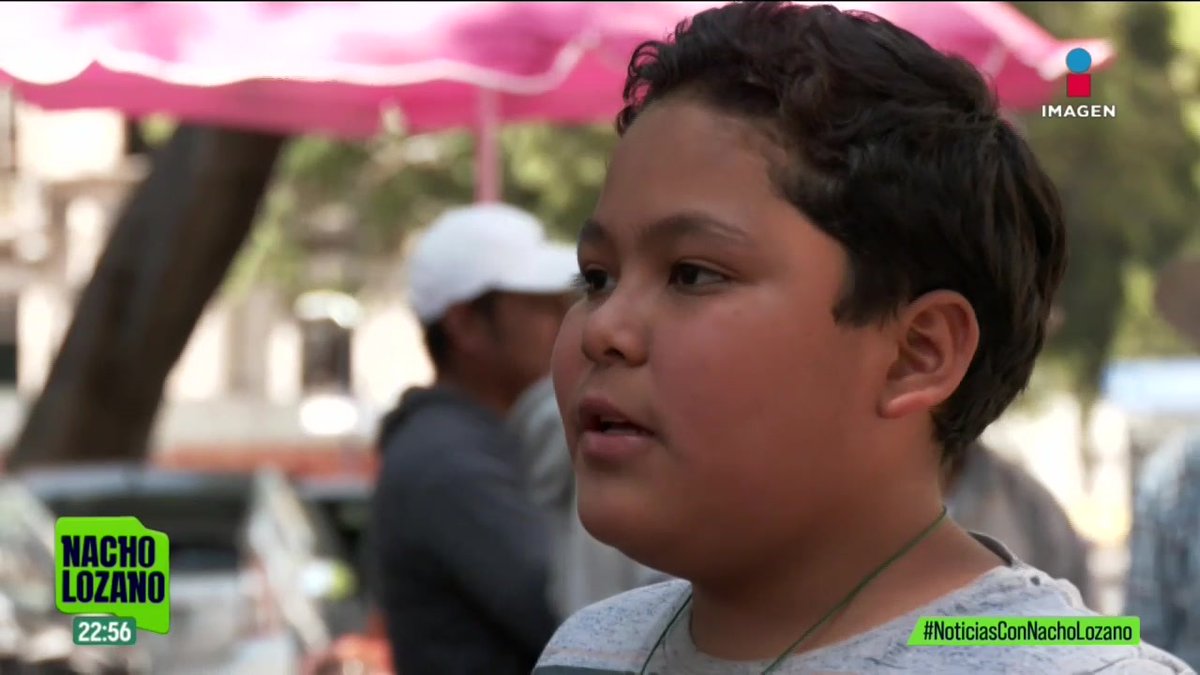 Joel, de 12 años, viajó desde #Guerrero a la #CDMX para tocar las puertas de Palacio Nacional. Exige la liberación de su madre, una activista que lleva más de cuatro años en prisión. Luego de intentar con la presidenta Claudia Sheinbaum, finalmente lo recibió la #Segob: