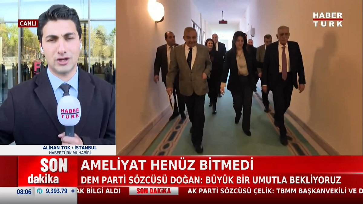 #SONDAKİKA - Sırrı Süreyya Önder'in ameliyatı devam ediyor. Hem aort damarı dikildi hem bypass yapıldı.