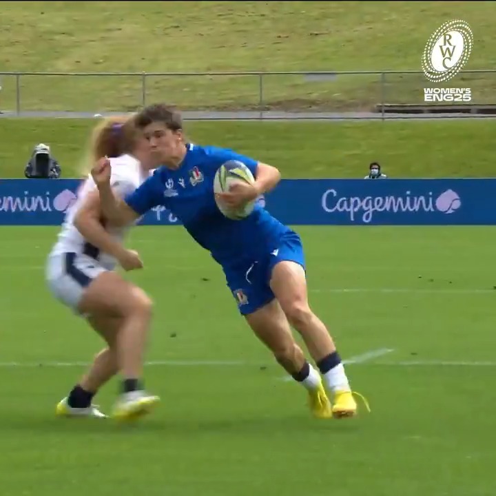 Nobody can take down Aura Muzzo ๐ฎ๐น #RWC2021 | Italrugby