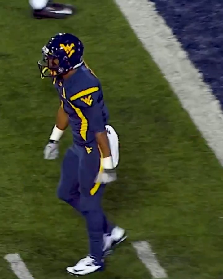 Never forget the Tavon Austin college tape 🔥 West Virginia Football 📺: 2025 #NFLDraft – April 24-26 on NFLN/ESPN/ABC 📱: Stream on NFL+