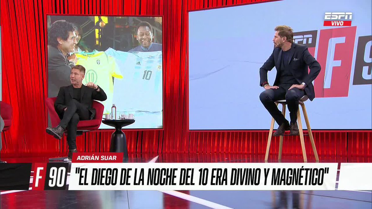 ¡PELÉ NO QUERÍA EL CABEZA-CABEZA CON DIEGO! Suar y la anécdota imperdible del día que vino la leyenda brasileña al programa de Maradona, La Noche del 10. 📺 No te pierdas #ESPNF90 en vivo por #DisneyPlus