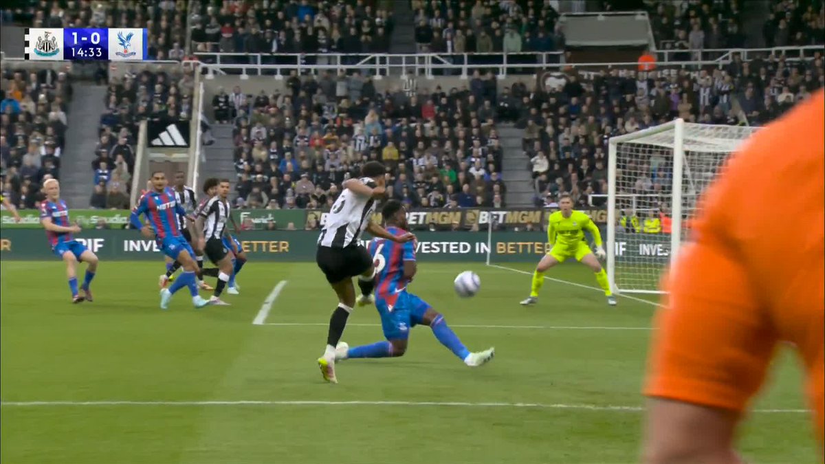 Murphy fires Newcastle in front 💢