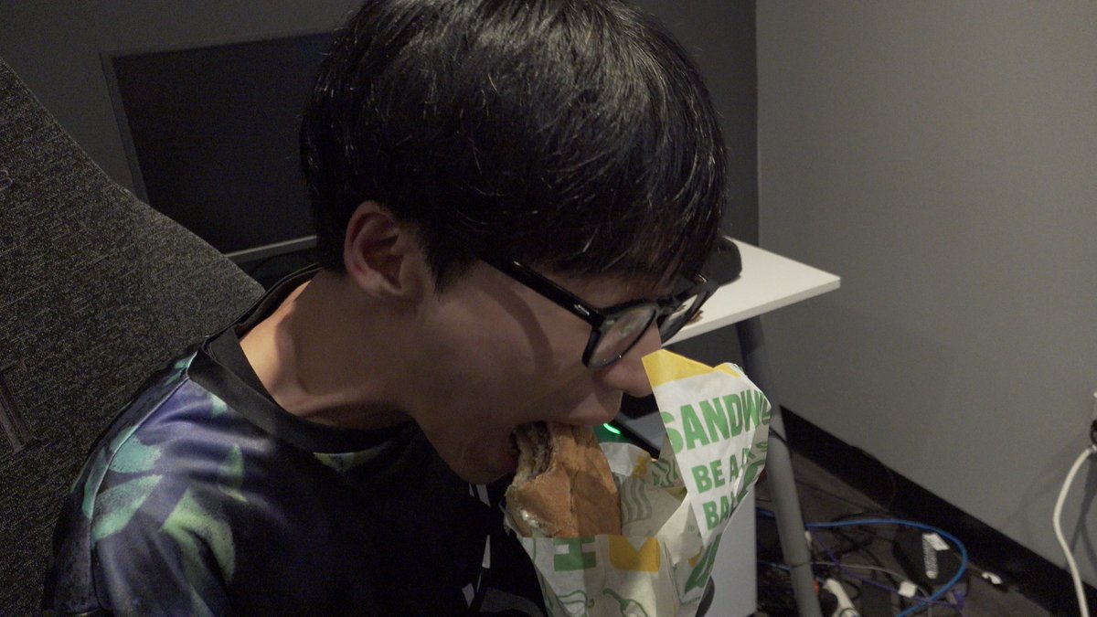 tough matches but it's about the subway sandwiches we ate on the way, check out this week's recap. 🇧🇷 (legendas disponíveis)