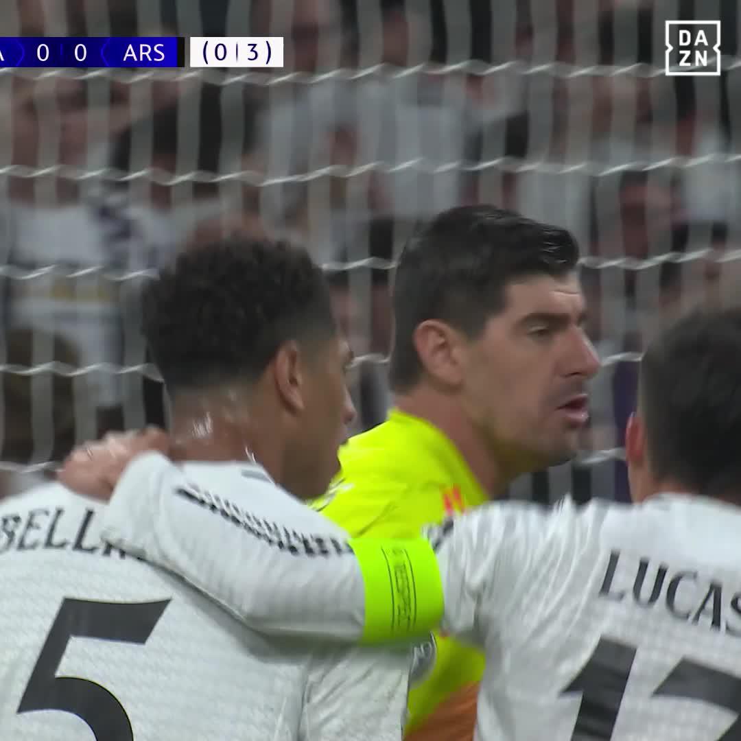 Ecke für Arsenal und 1 Minute später wird's wild #UCL #DAZNmoment #RMAARS