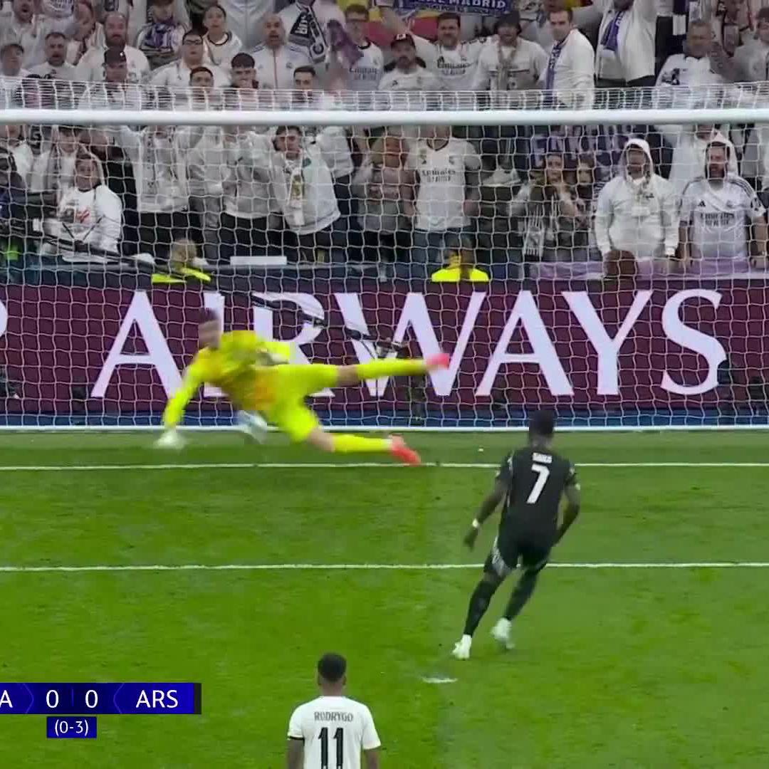 Disappointment for Saka 😔 But this is a great save by Courtois 😤⛔ 📺 Stream #UCL on DStv: