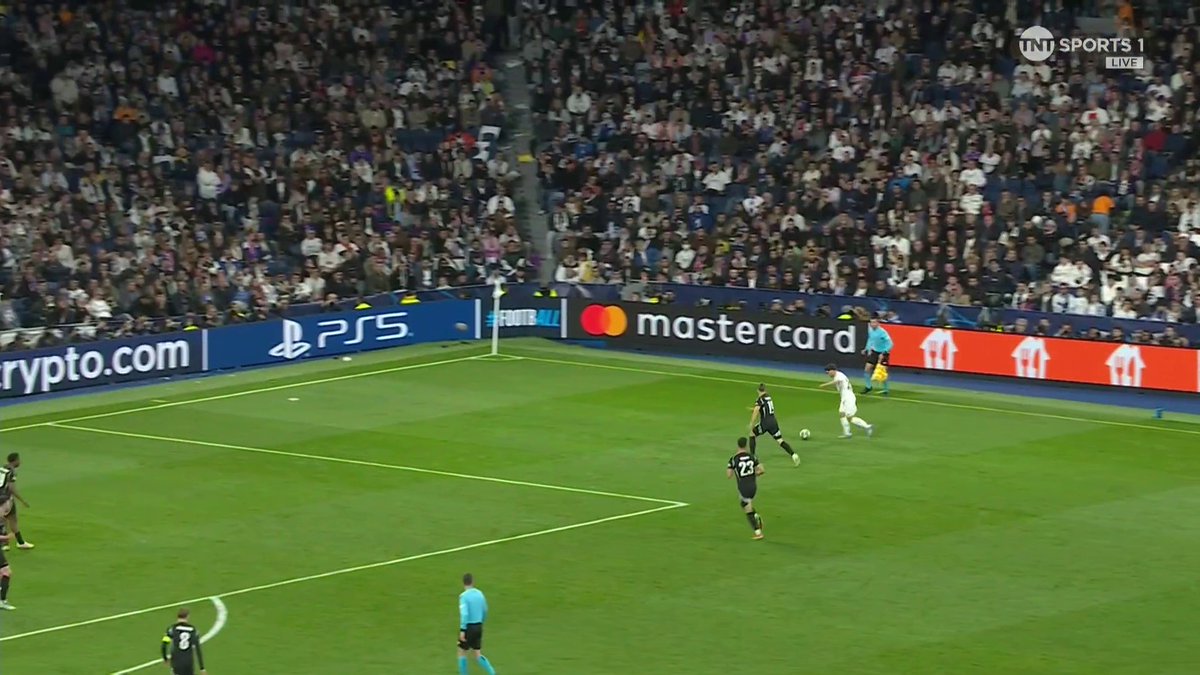 The goal that put the nail in Real Madrid's coffin! Martinelli with a clinical finish to book Arsenal's place in the Champions League semi-final ⭐ 📺 TNT Sports & discovery+ UK