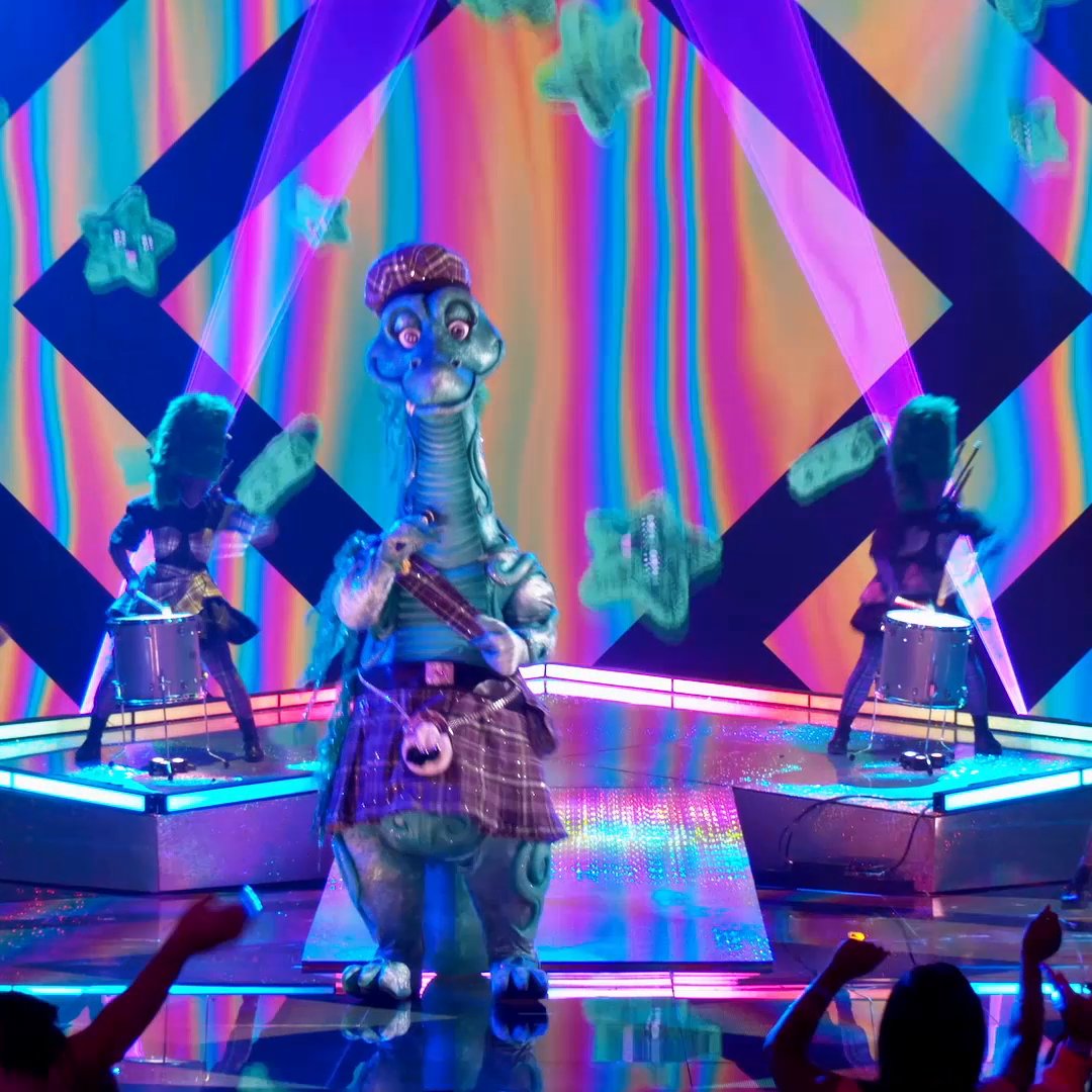What a heartwarming performance from #NessyMask! ❤️ Although, this voice of the Loch Ness DOES sound familiar... 🤔 #TheMaskedSinger