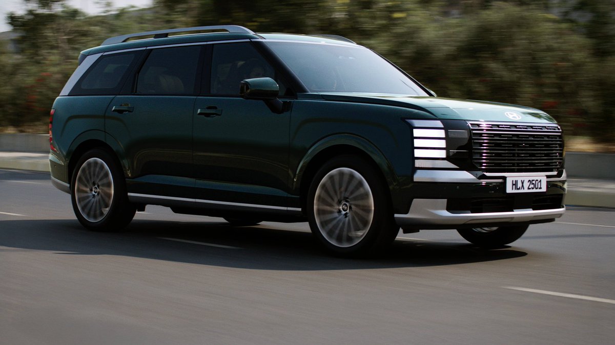 Lines and squares shape a premium, bold experience, one that lives in both movement and stillness. Function meets form in perfect harmony, offering a space to enjoy true comfort. This is the new #PALISADE. #PremiumHasItsShape. Learn more ▶ #Hyundai