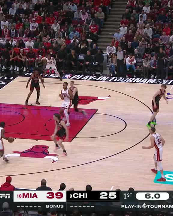 MATAS AT THE BUZZER 🔥 Bulls cut the lead at the end of the first quarter 👀 📺 ESPN