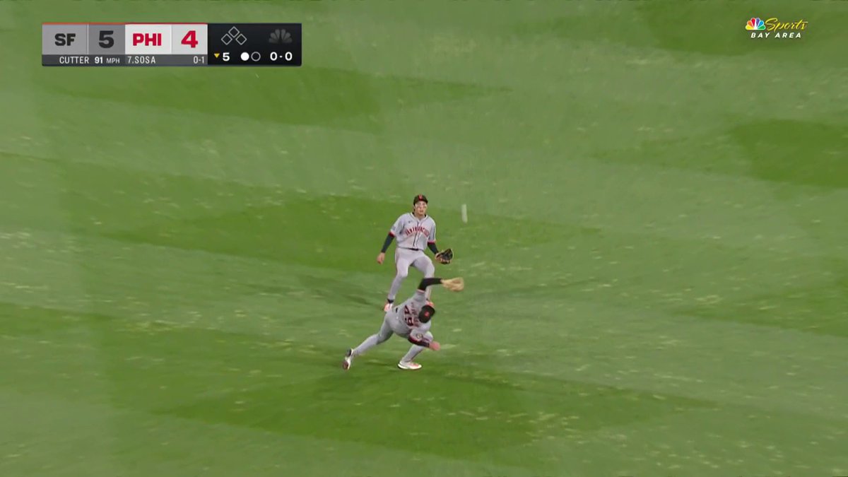 HOW DID FITZ CATCH THIS?!?! ๐ฑ