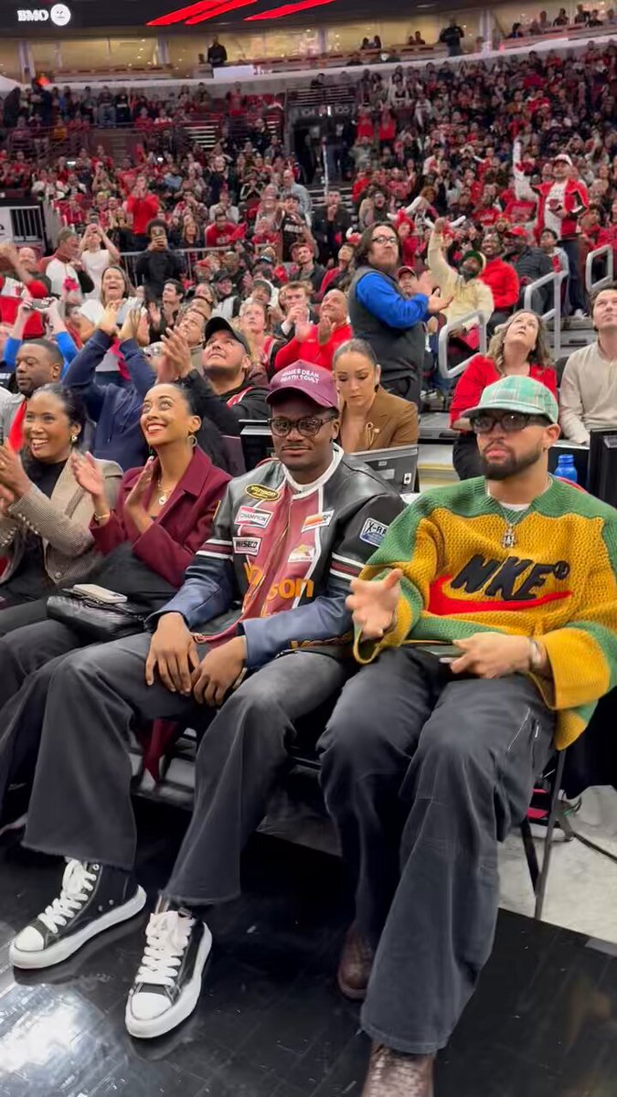 Bears QB Caleb Williams at tonight’s Bulls-Heat play-in game: