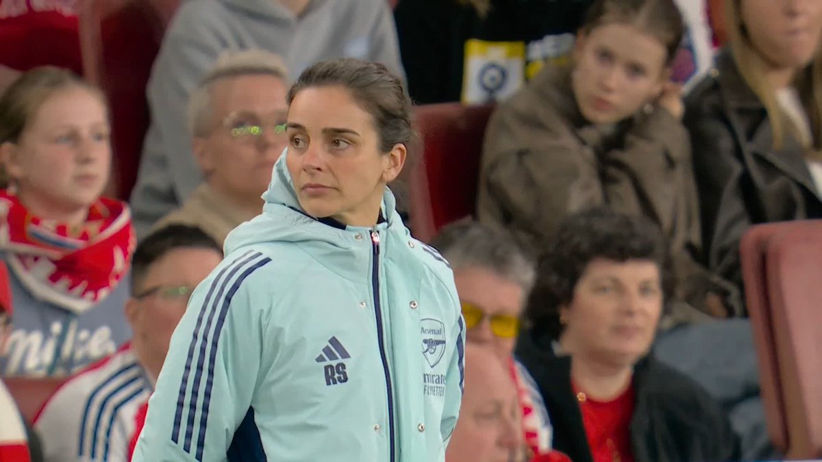🗣️ "Arsenal are in a really good spot right now" Lianne Sanderson comments on the job that Renee Slegers has been doing at Arsenal since taking over the head coach role at the WSL side 🔴