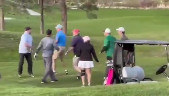 Let's check in on Two Eagles Golf Course in Kelowna, British Columbia and see how it's going... Guy in the blue landed a few clean shots ⛳️ #canada #golf #golfing #FAFO #fight #NAFTA #kelowna #BritishColumbia