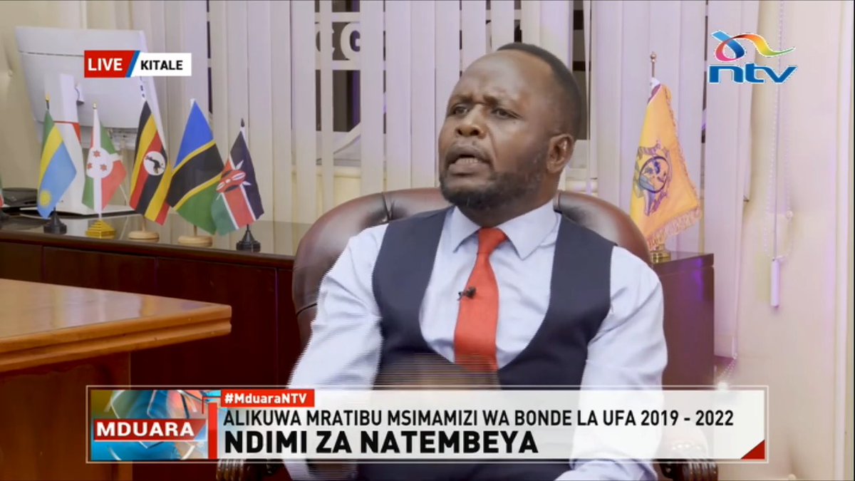 Gavana Natembeya: 2027 Mluhya atakuwa kwa meza ya urais. Tunapanga siasa za western, akina Mudavadi na Wetangula wameweka jam. #MduaraNTV Lofty Matambo
