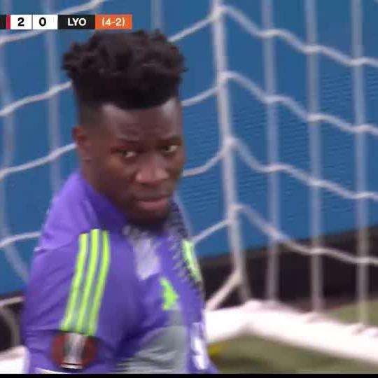 Onana is serious about keeping a clean sheet tonight 😤🧤 📺 Stream #UEL on DStv: