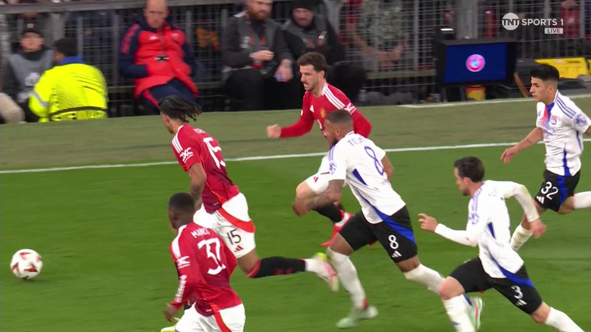 This game has had it all 🍿 Corentin Tolisso is shown a second yellow card 🟥 📺 TNT Sports & discovery+ UK