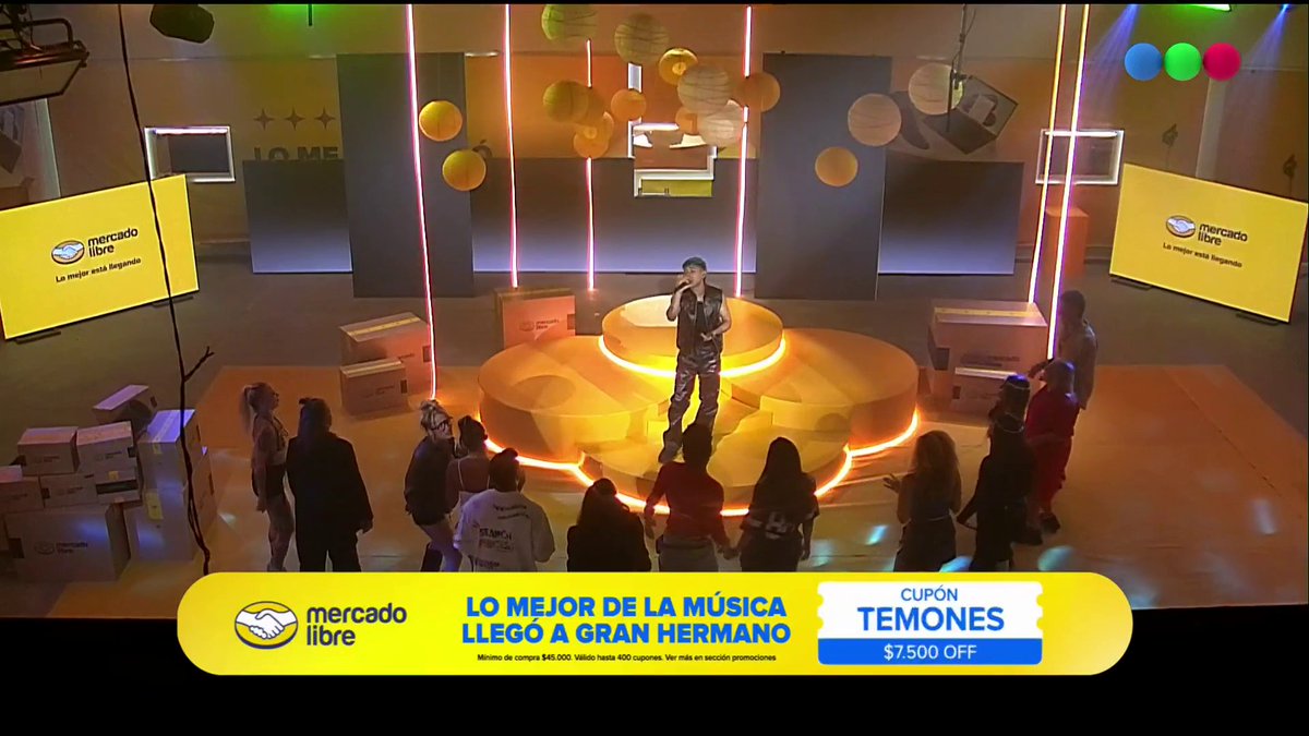 🕺 La emoción de los jugadores, a puro baile y alegría escuchando a Luck Ra 💃🎶 👁 Mirá #GranHermano en y espiá la casa GRATIS las 24 horas por DIRECTV LatinAmerica DGO