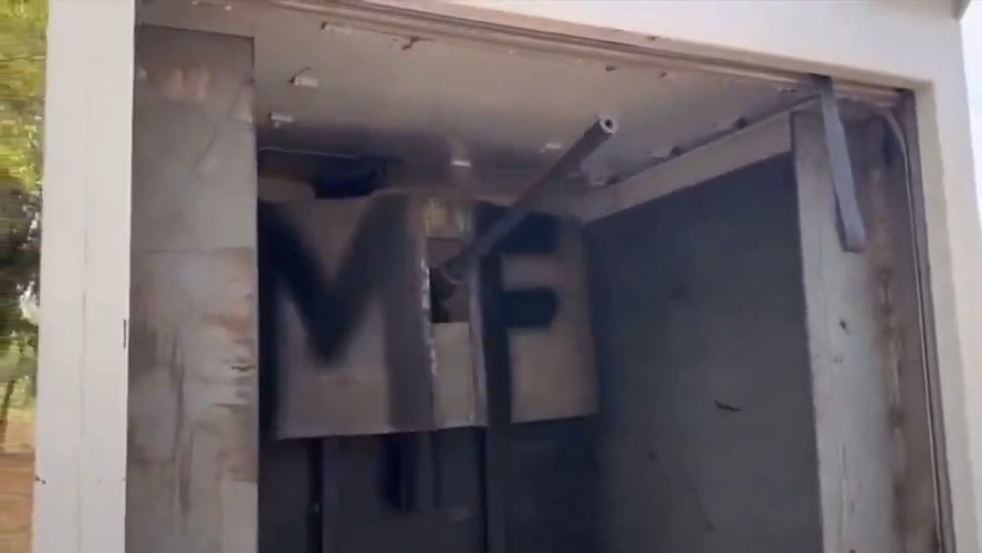 Them: How pro 2A are you? Me: this should be a factory offering for all American car dealerships 🇺🇸 🎥: Mexican cartel techical 🤌🏽 #2a #2nd #CivilRights