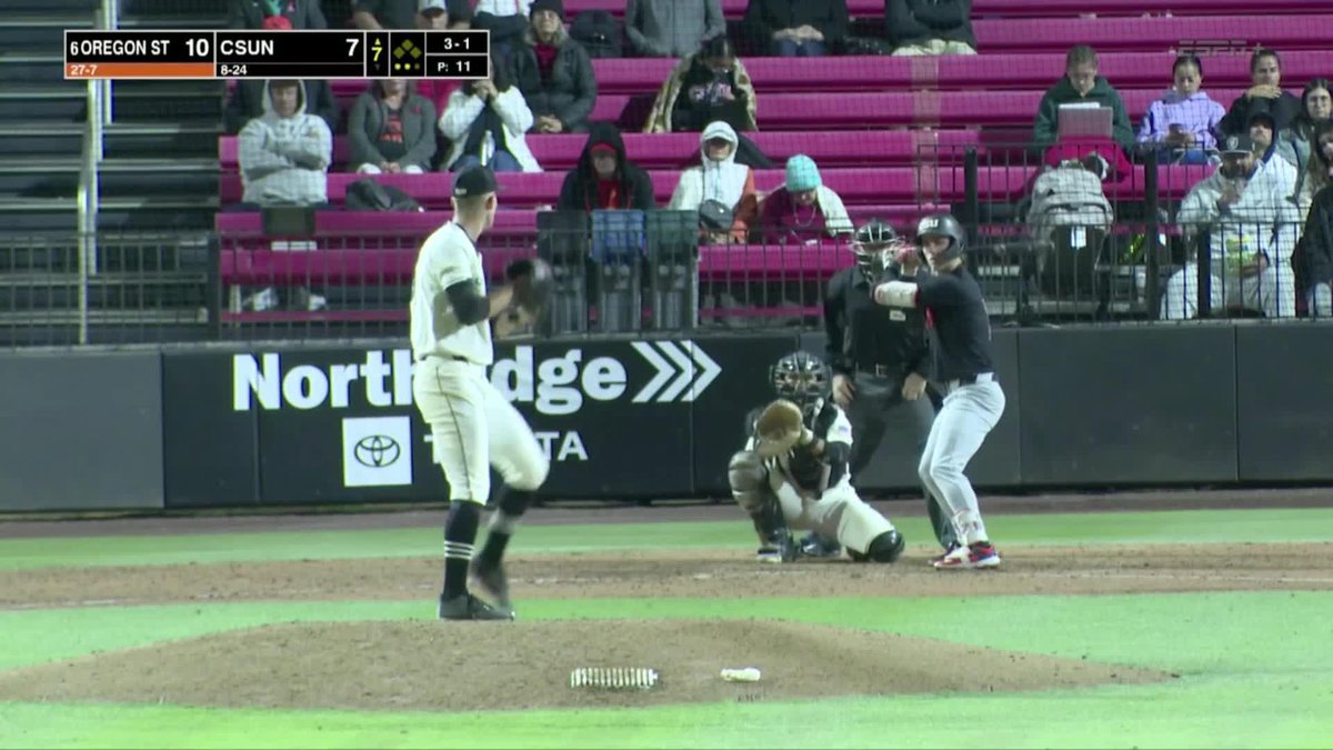 Send that one into the night! Gavin Turley has two home runs on the night and 44 in his career. #GoBeavs