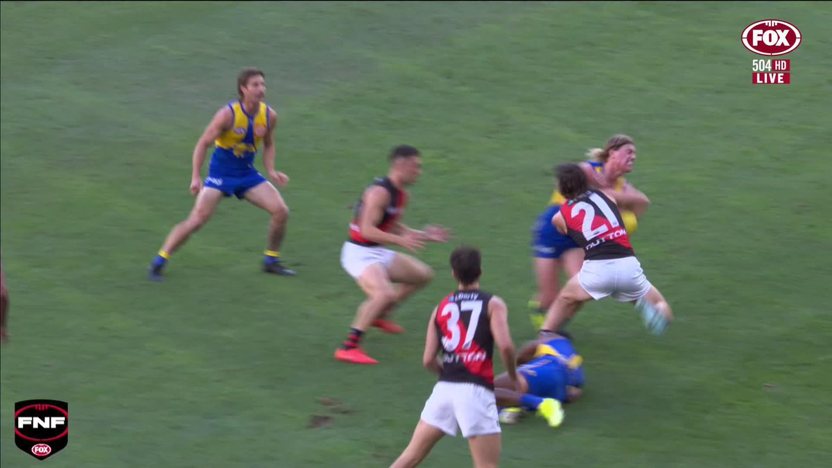 Does Harley Reid have anything to worry about from this high hit on Archie Roberts? 📺 Watch #AFLEaglesDons LIVE on ch. 504 or stream on Kayo: ✍️ BLOG 🔢 MATCH CENTRE