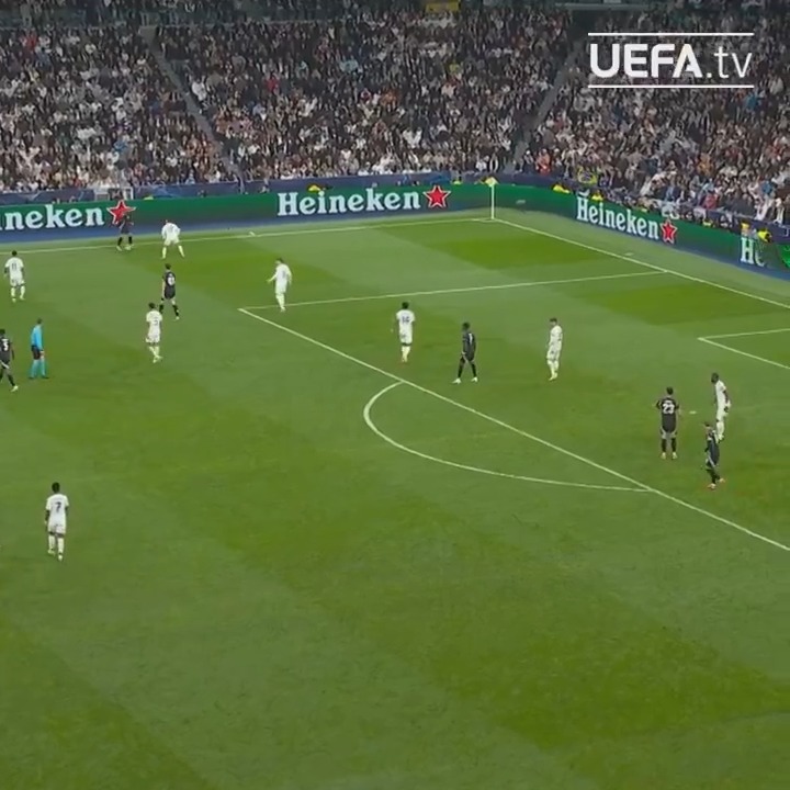 Martinelli having fun 👀 #UCL