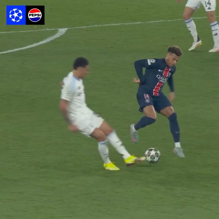 🍿 Skills on show: quarter-finals... 🎵 LINKIN PARK Pepsi | #UCLshowtime