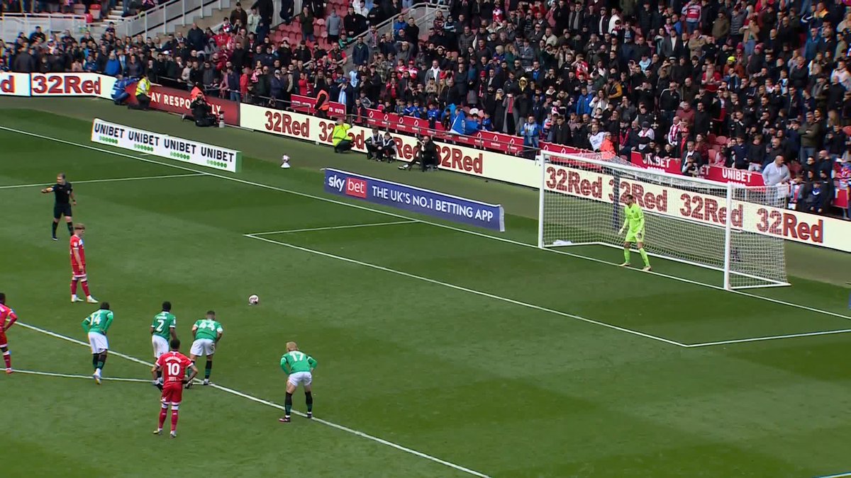 MASSIVE goal in the hunt for play-off places AND fight for survival! 😲 Tommy Conway scores a 93rd minute penalty for Middlesbrough against Plymouth! 😮