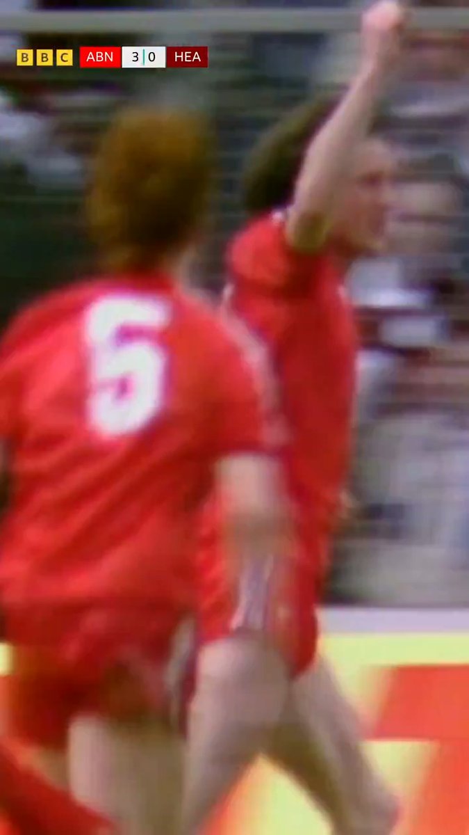 Relive Aberdeen's Scottish Cup final win over Hearts in 1986. The two sides meet this weekend at Hampden in the semi-final. ๐บ Watch live on BBC One Scotland ๐๏ธ Saturday 12:00 BST #BBCFootball #ScottishCup ๐