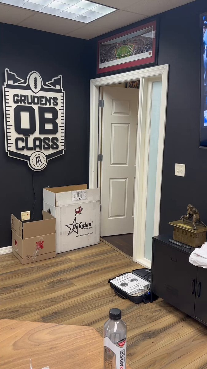 IT'S THE FREAKIN' LSU TIGERS, BABY I cannot believe these boxes we got from LSU Football AND LSU Baseball I am now a Tiger for LIFE! Thank you Coach Kelly and Coach Johnson for all of this amazing gear... and catch my interview with LSU QB Jayden Daniels tonight at 5pm EST!