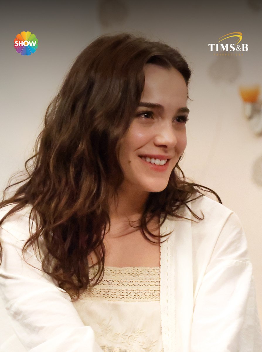 Umuyoruz #CihMel’in en uzun kavgası bu kadar sürer. 🥹 #SiyahKalp yeni bölümüyle Perşembe 20.00’de Show TV’de 🖤 TIMS&B Productions