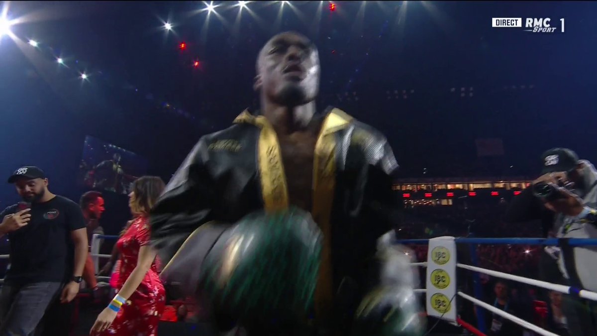 L’entrée de Bakary Samake !