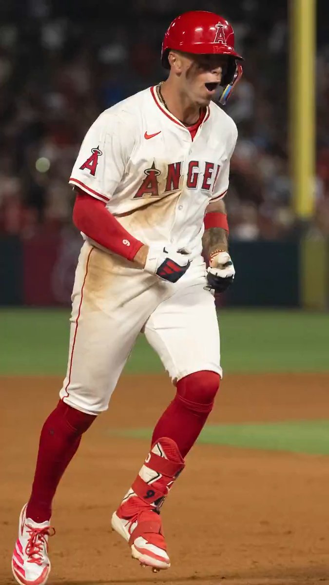 he's baaaaack