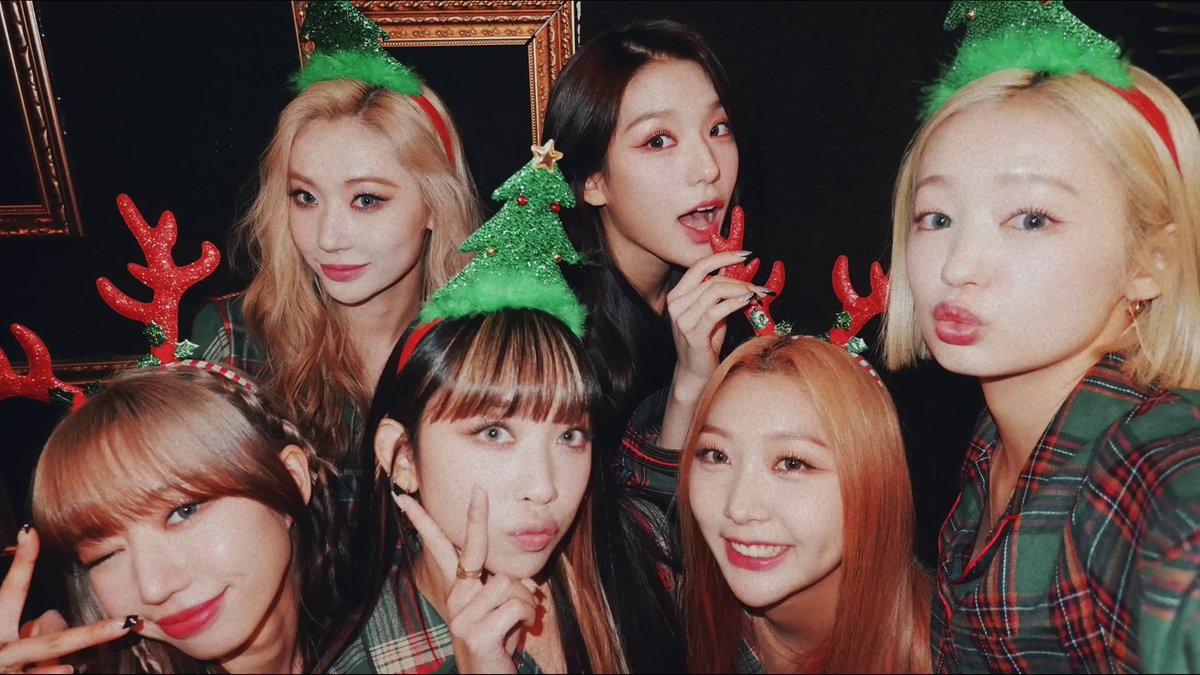 -star Kangen SN Secret Number - SLAM. Fun Fact : MV dibuat mreka sendiri dgn modal 11juta (Rp) dari agensi. Mana ditilep mreka ber6 buat beli makanan. SLAM punya koreo yg asik kalo nnton secra live ❤️😍