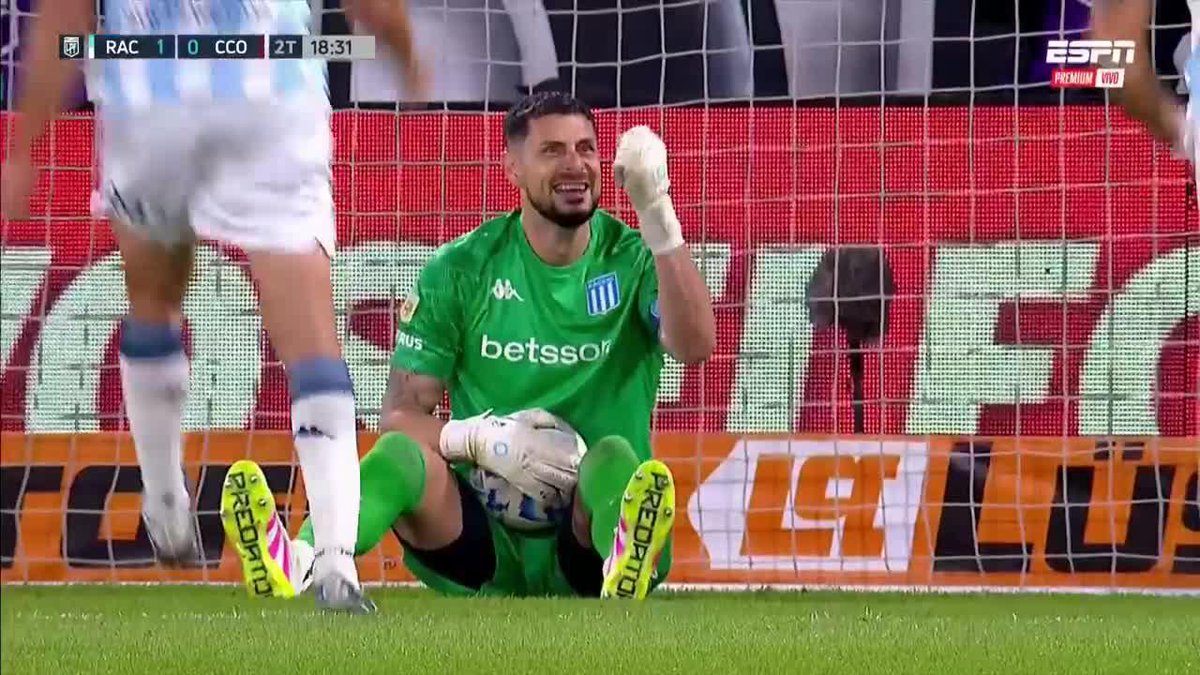 "Arias": Porque le atajó un penal a Leonardo Heredia en el partido de Racing contra Central Córdoba