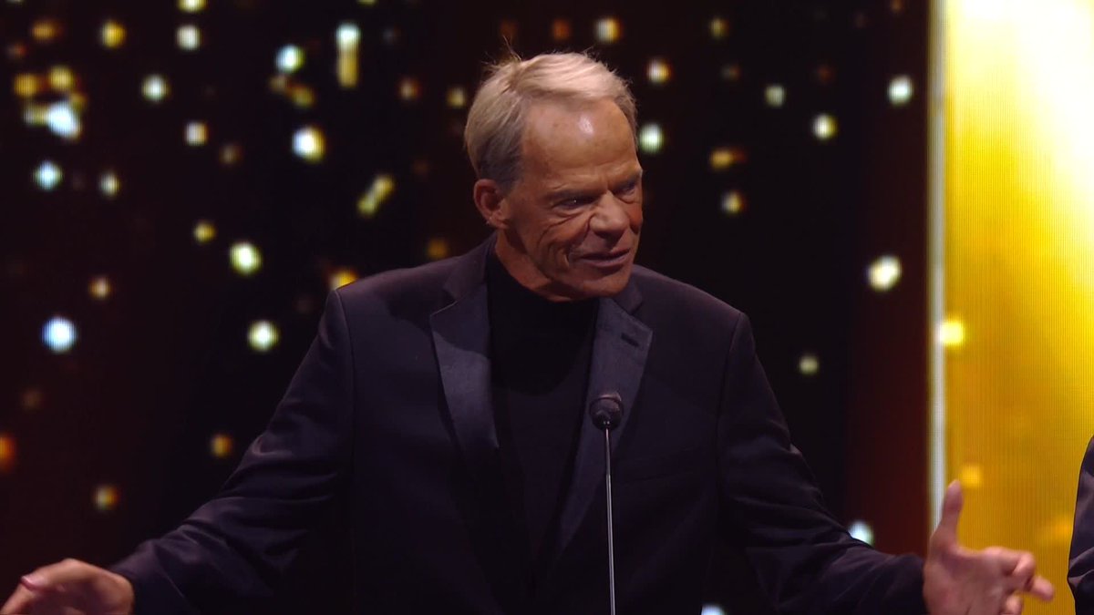 WWE Hall of Famer, Lex Luger, proudly stands at the podium to tell a story about wrestling fans giving him a new outlook on life. 🥹👏 #WWEHOF