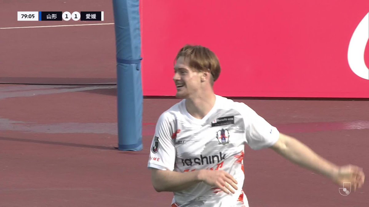カウンターで愛媛が勝ち越し！ 🎦 ゴール動画 🏆 明治安田Ｊ２リーグ 第10節 🆚 山形vs愛媛 🔢 1-2 ⌚️ 79分 ⚽️ オウンゴール（愛媛) #Ｊリーグ