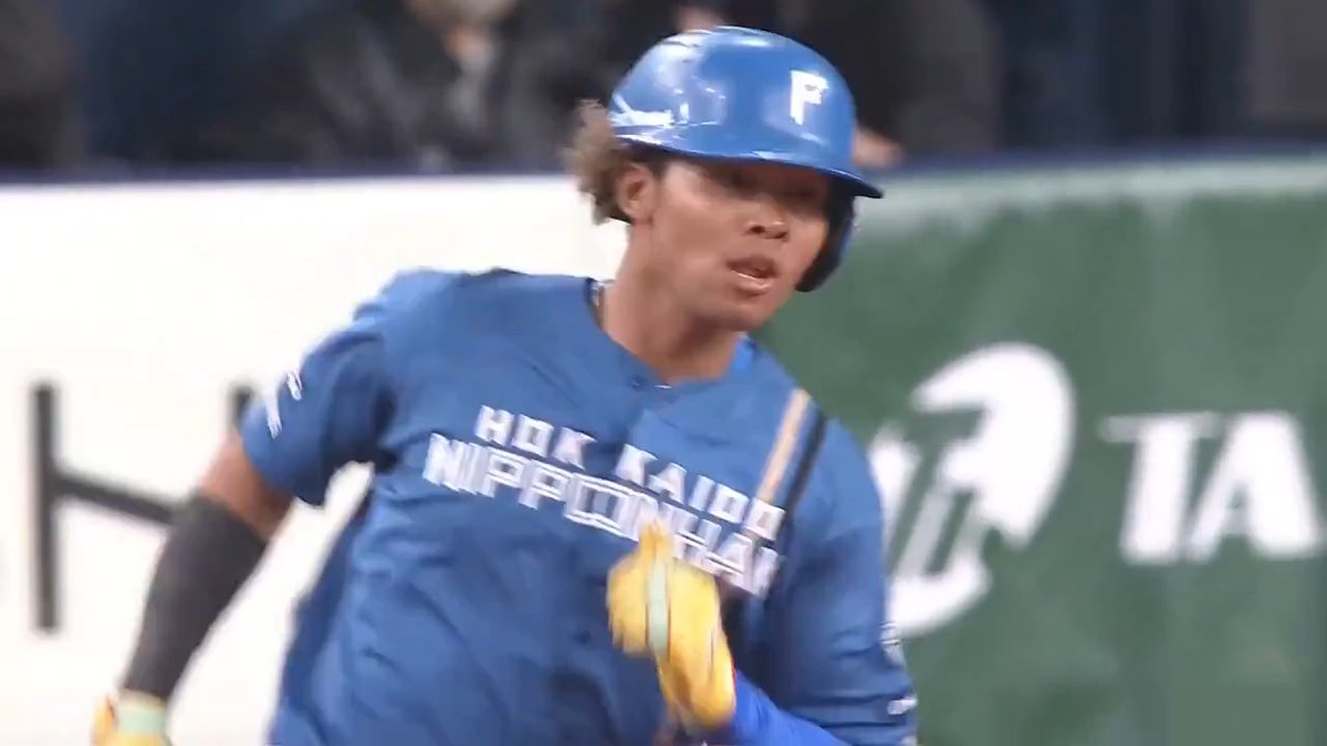 今季第1号🔥レフトへの2ランホームラン‼ #水谷瞬 #lovefighters 肉🍖肉🍗肉🥩Fビレッジに肉グルメが大集合！北海道肉祭り！