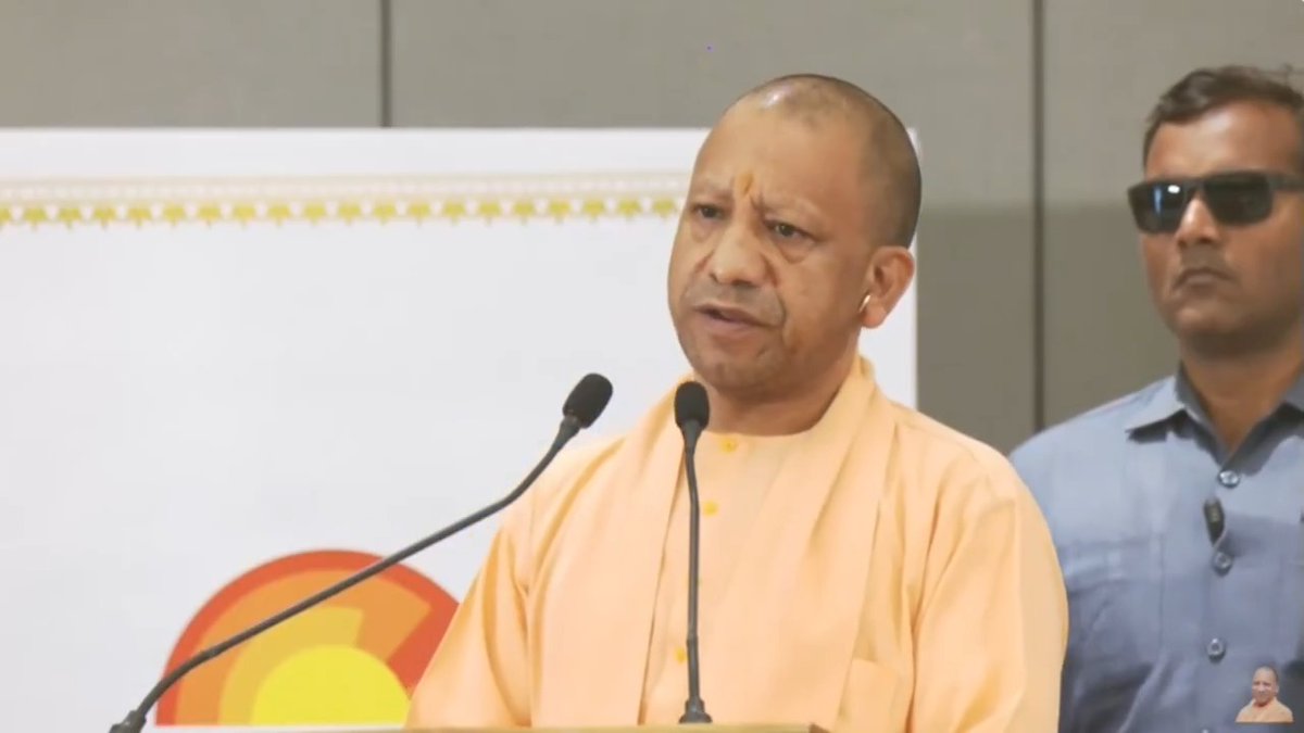 भारत का लोकतंत्र कई मायनों में बहुत ही महत्वपूर्ण है। यह महत्वपूर्ण इसलिए है, क्योंकि...