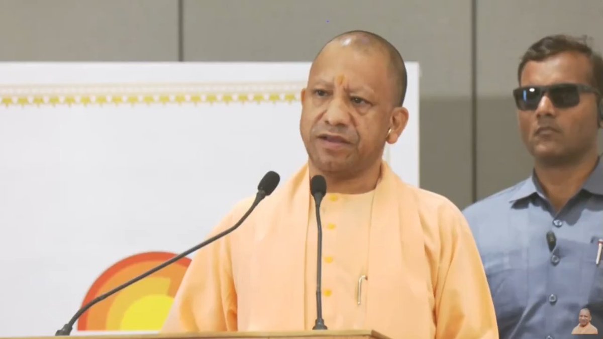 आज गोरखपुर को कोई बीमारी का अड्डा नहीं बोल सकता है, आज कोई पूर्वी उत्तर प्रदेश से पलायन की बात नहीं कर सकता है...