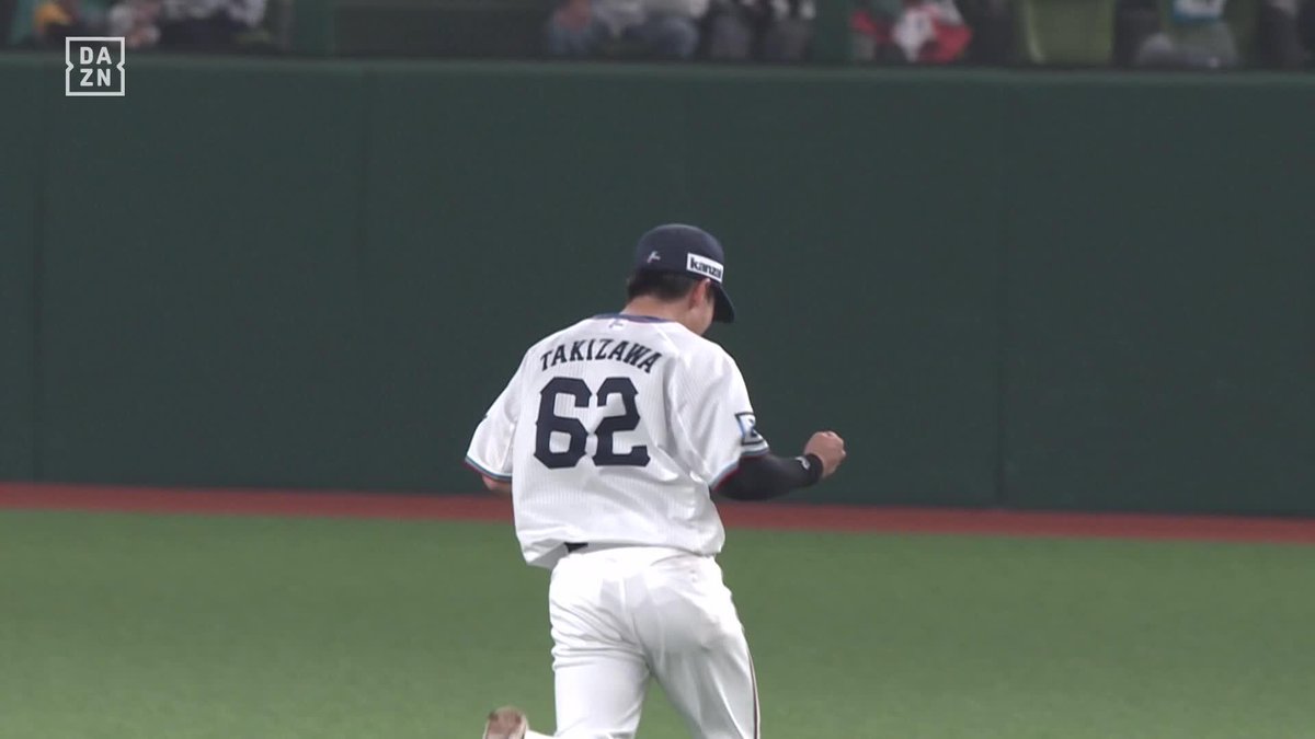 小さいガッツポーズも粋 美しくて華麗 今日のショートは滝澤夏央 #夏央たまらん ⚾プロ野球(2025/4/19) 🆚西武×ソフトバンク 📱Live on DAZN #オレをみろ #seibulions
