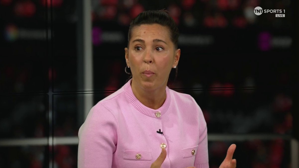 “To let the second goal in like that is very frustrating.” Fara Williams MBE reacts to Arsenal's late defeat at the Emirates 📉 🎙️ Becky Ives | 📺 TNT Sports & discovery+ UK